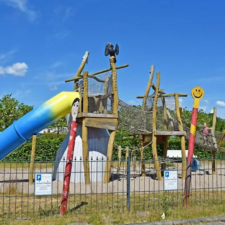 Ubytování v soukromí Ferienwohnung Im Seepark Mit Balkon 714 Sommerwind Sellin (Rugen)